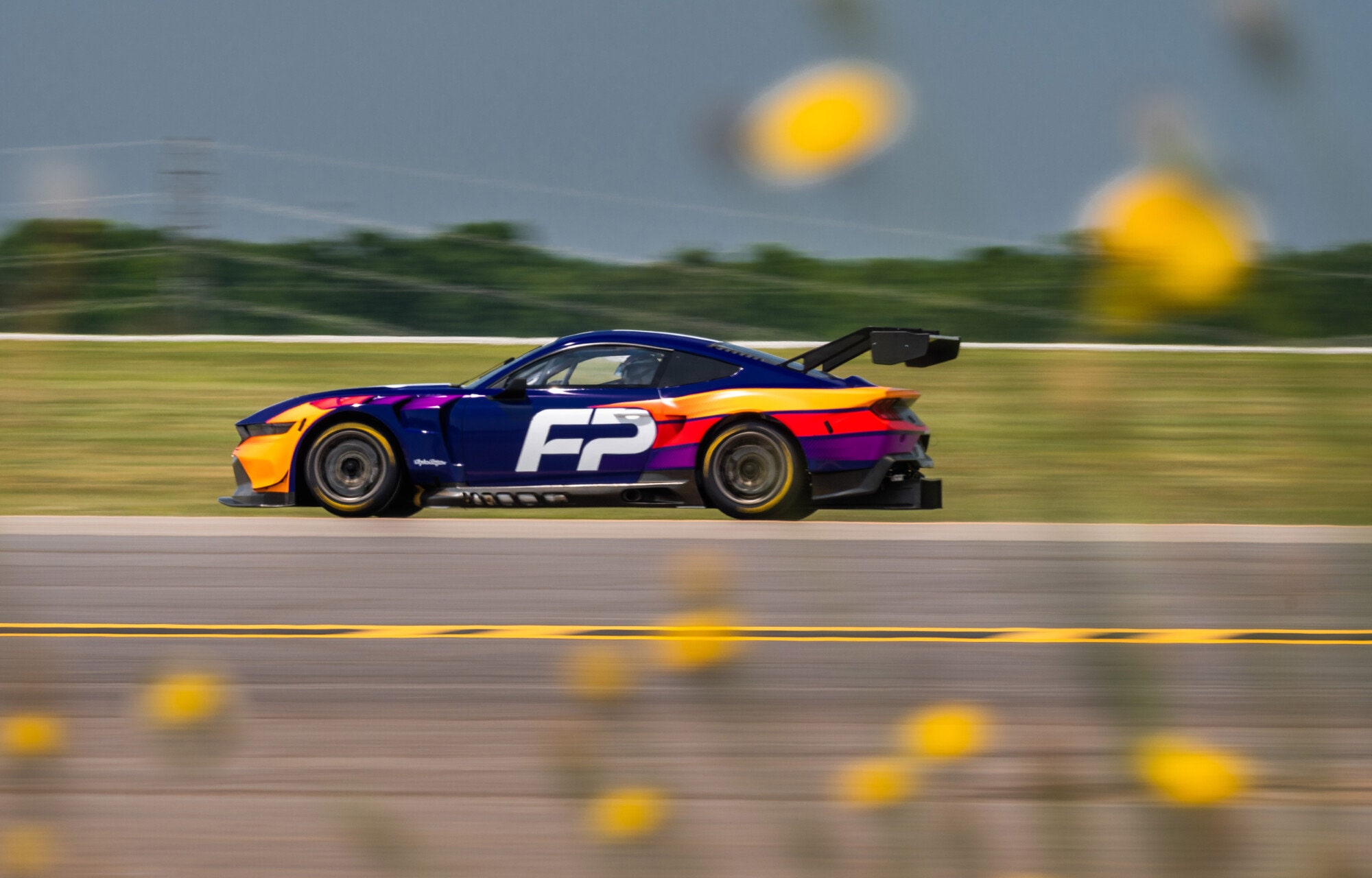 Nieuwe Ford Mustang GT3 onthuld op Le Mans foto 12