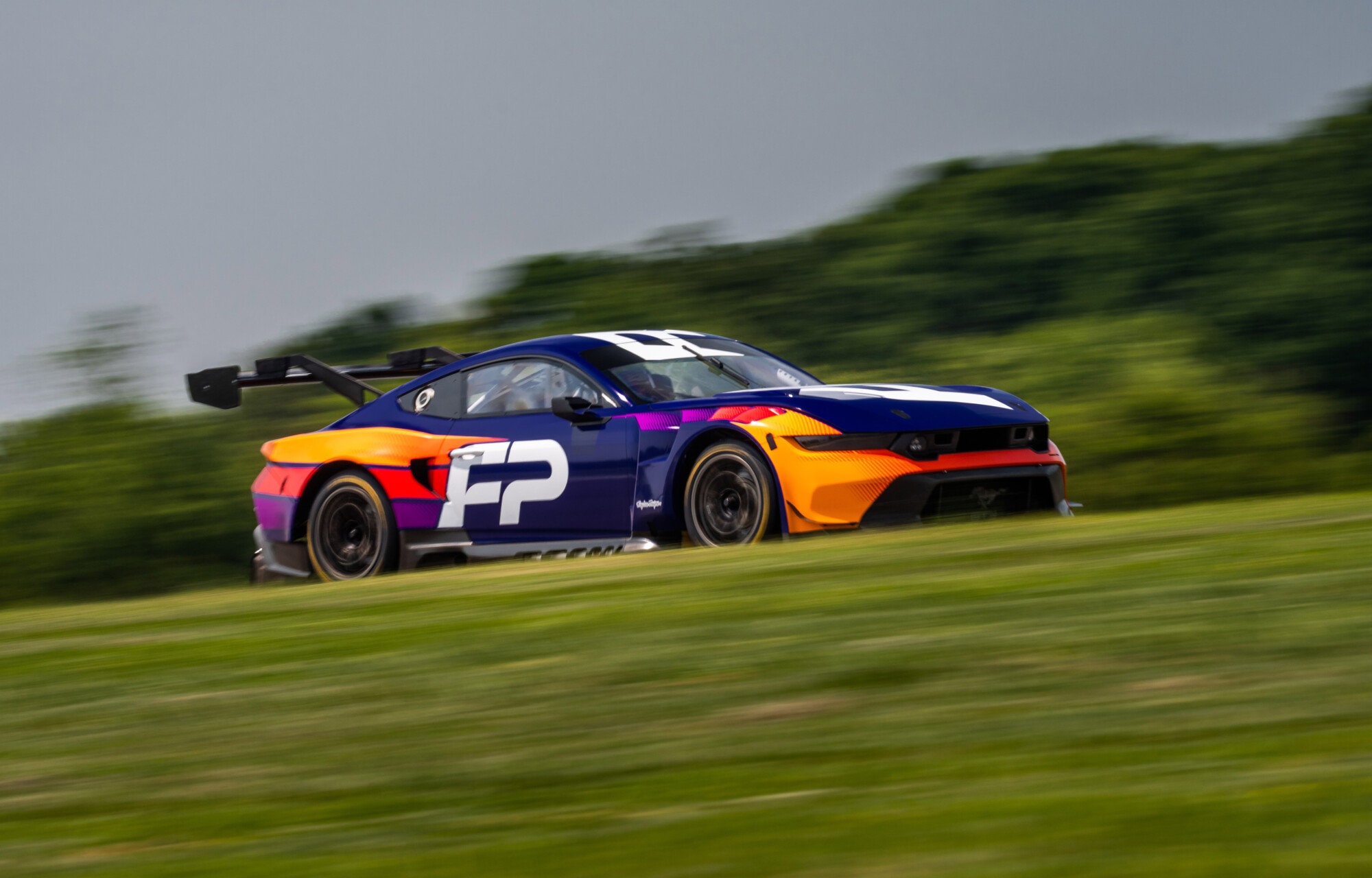 Nieuwe Ford Mustang GT3 onthuld op Le Mans foto 13
