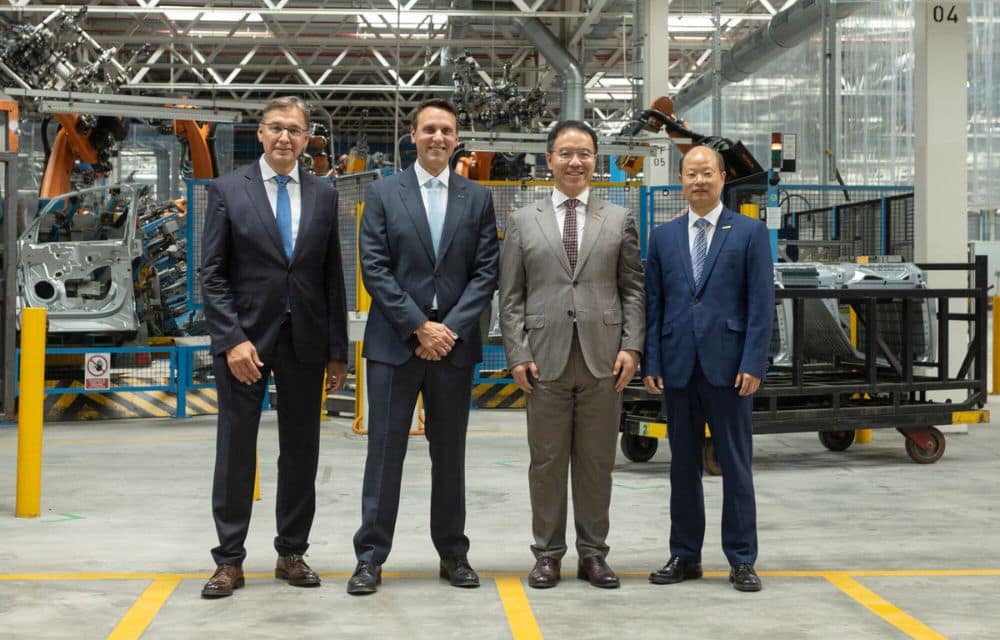 Samenwerking met Geely Auto in Valencia Samenwerking met Geely Auto in Valencia