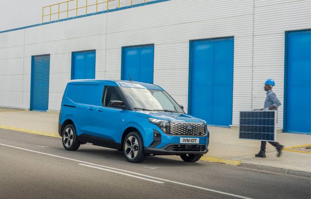 Ford E-Transit Courier
