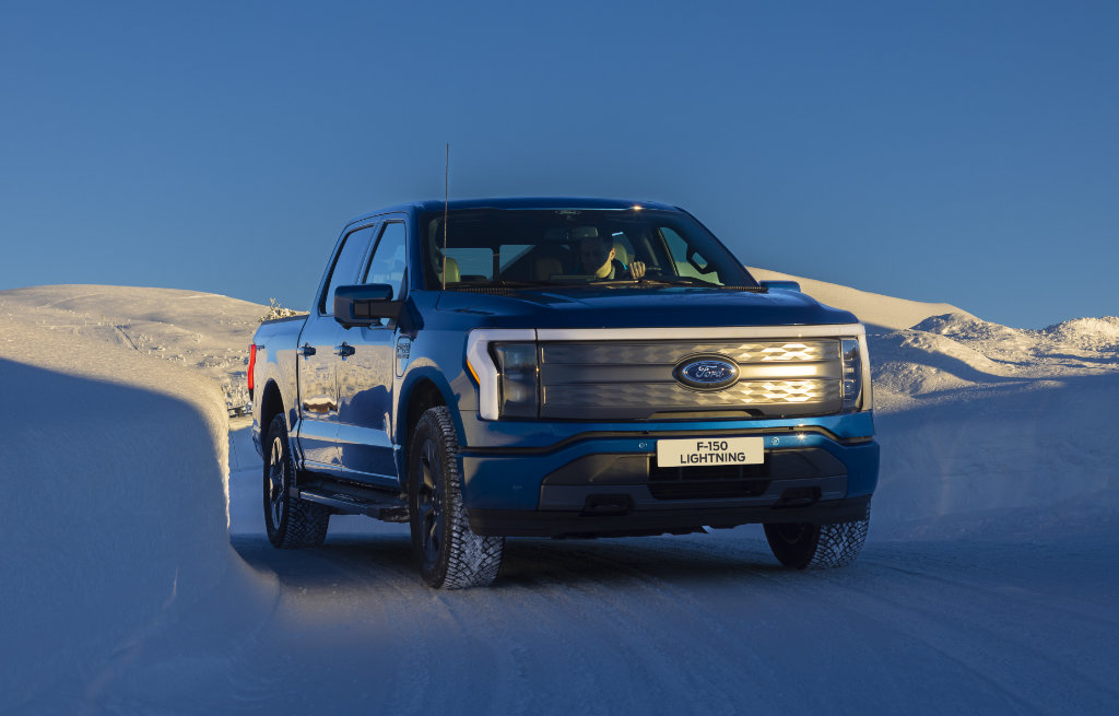 F-150 Lightning på snø