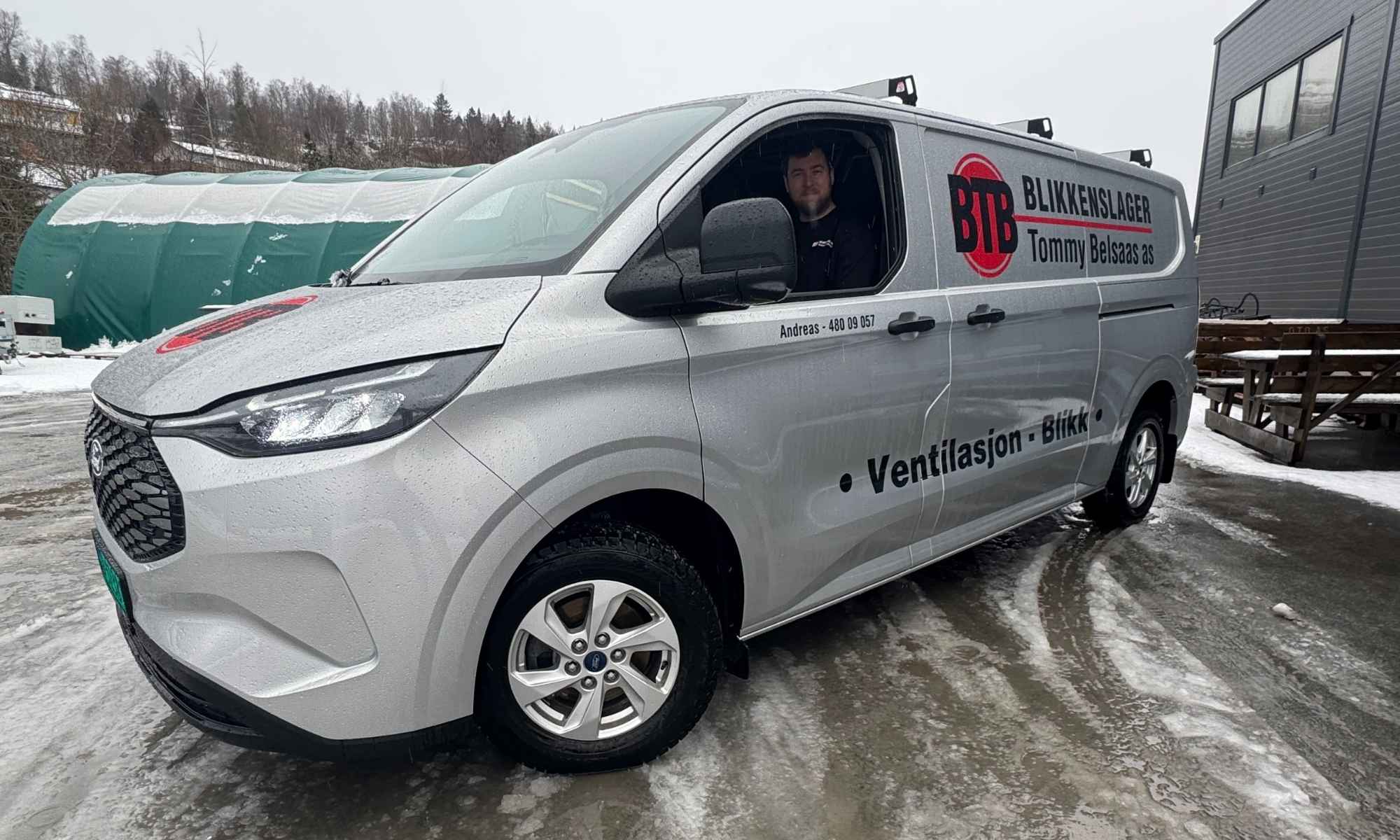 Person i Transit Custom