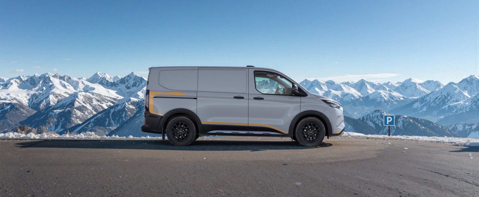 E-Transit Custom AWD foran fjell