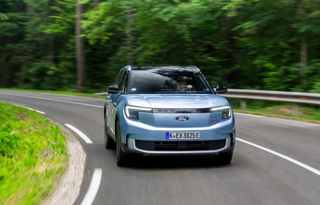 Ford Explorer lading