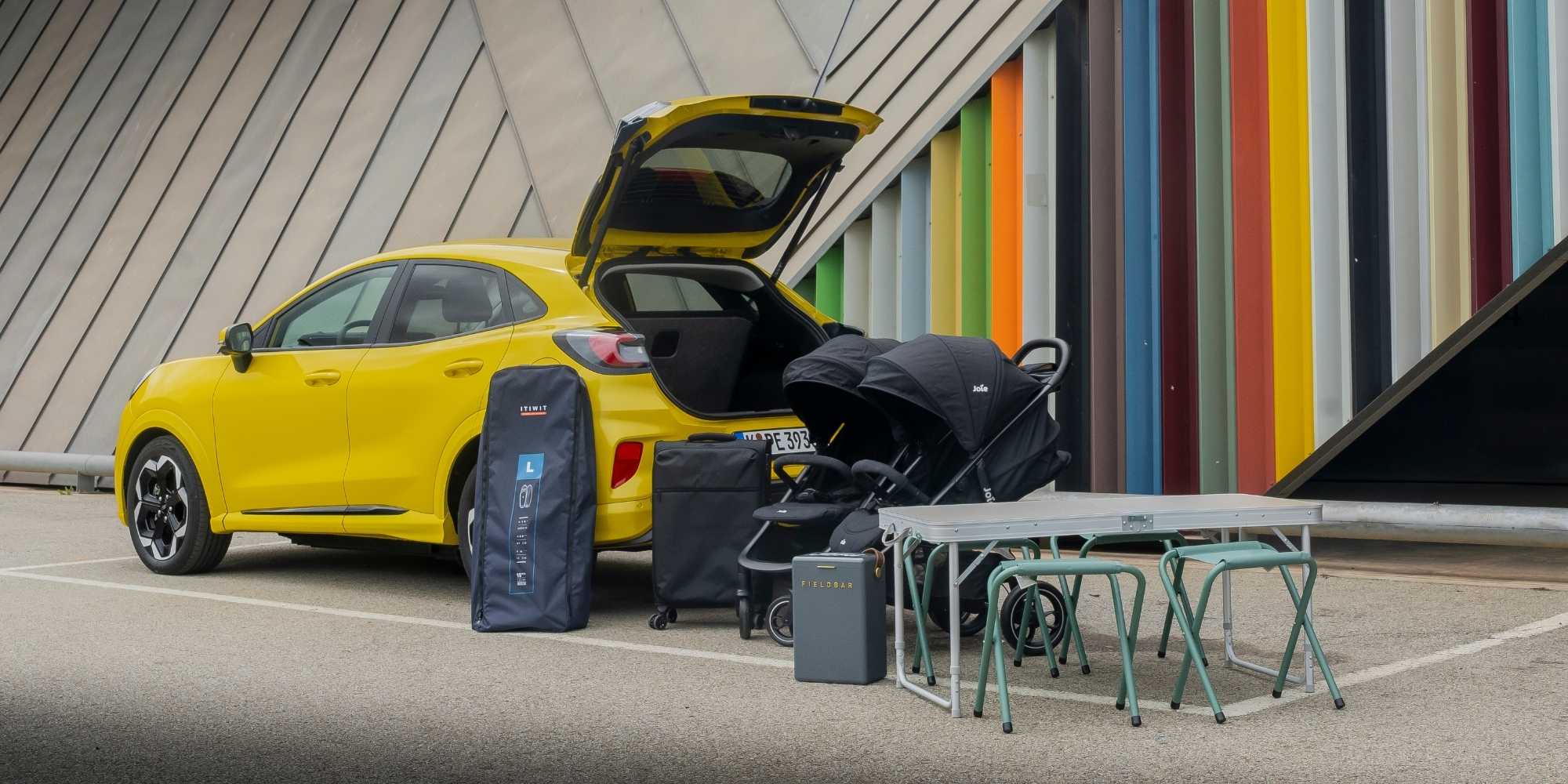 Gul Puma med stort bagasjerom