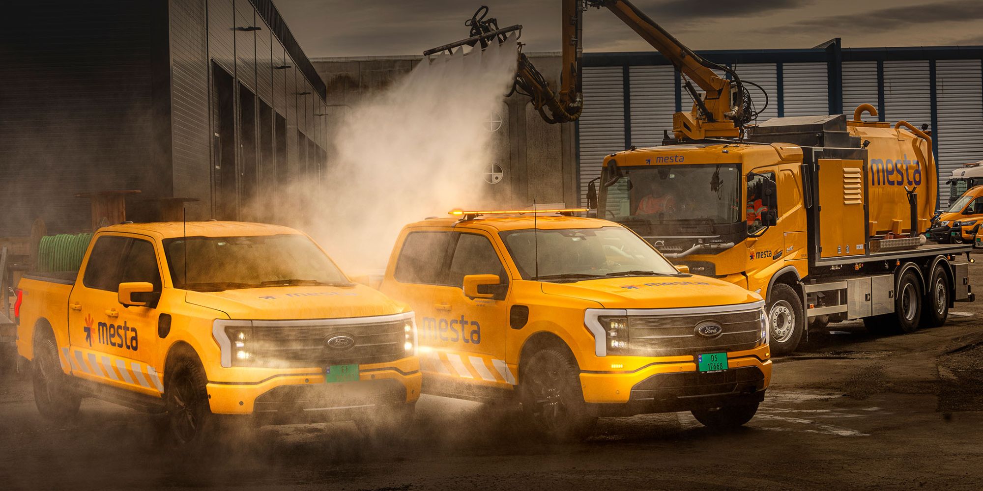 To F-150 Lightning med Mesta farger