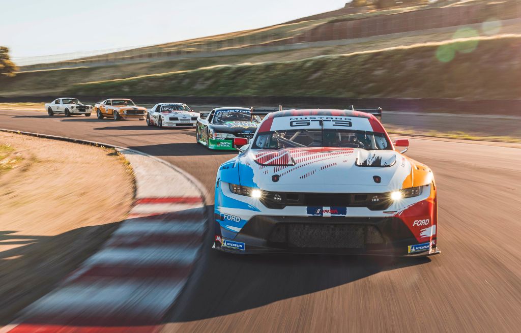 Mustang bilrace