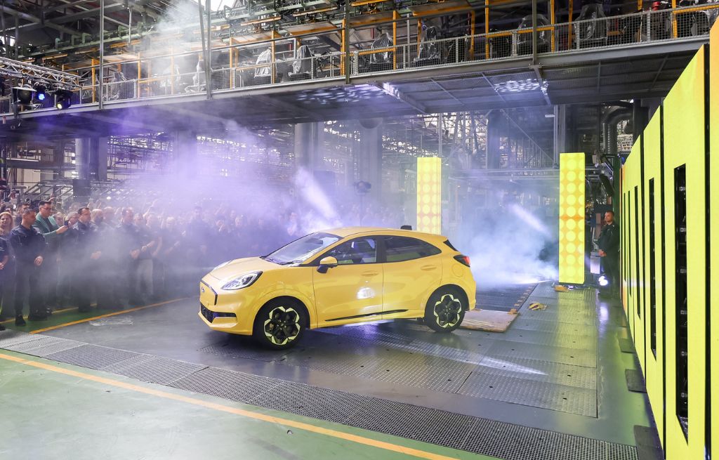 Gul Ford Puma