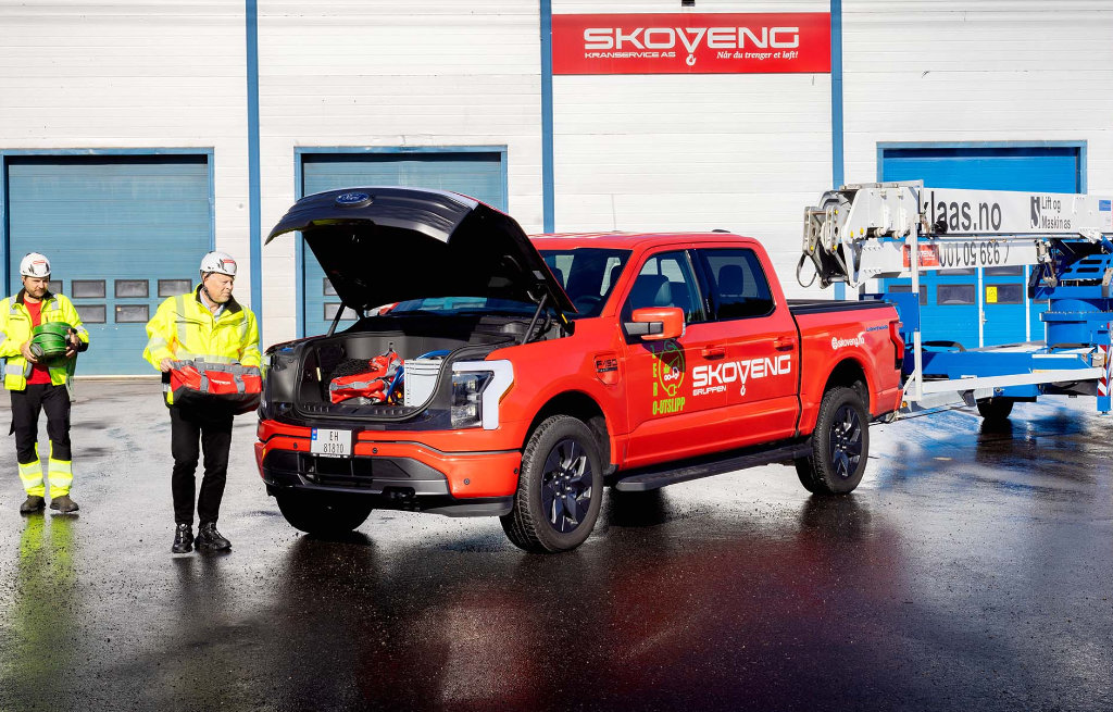 F-150 Lightning med åpen frunk