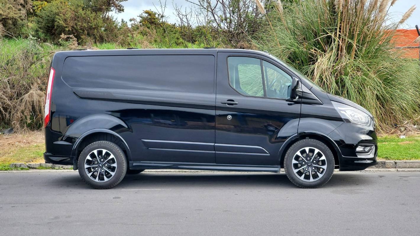 Sunday Drive: Ford Transit Custom Sport