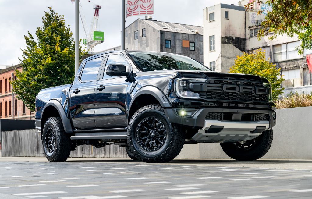 2024 Raptor V6 4WD front view 2024 Raptor V6 4WD front view