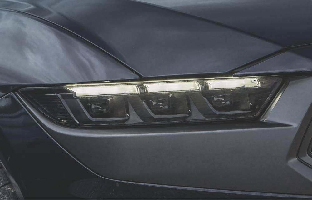 Przedni reflektor Ford Mustang