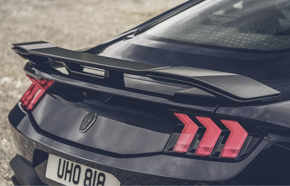 Tył Ford Mustang Dark Horse
