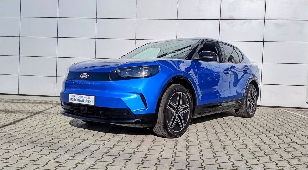 Ford Capri Granatowy Ford Capri Granatowy