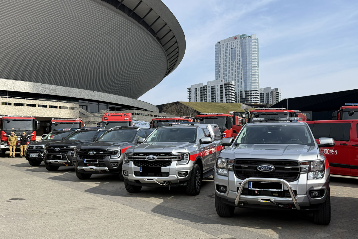 ADD TITLE ADD ALT TAG