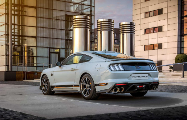 Nowy Ford Mustang Mach 1 Auto-Boss