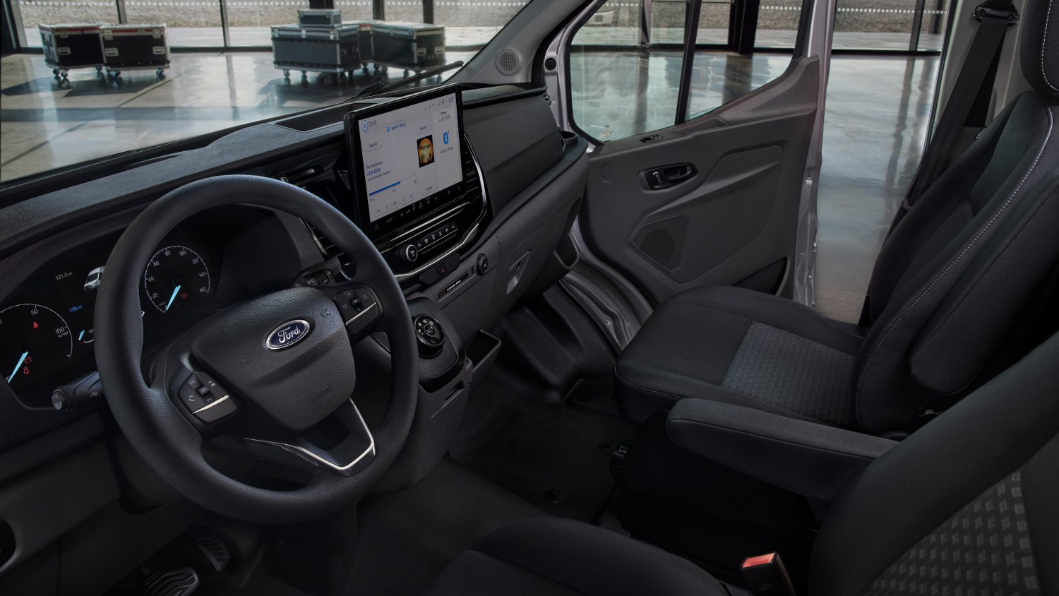 Ford E-Transit - kabina