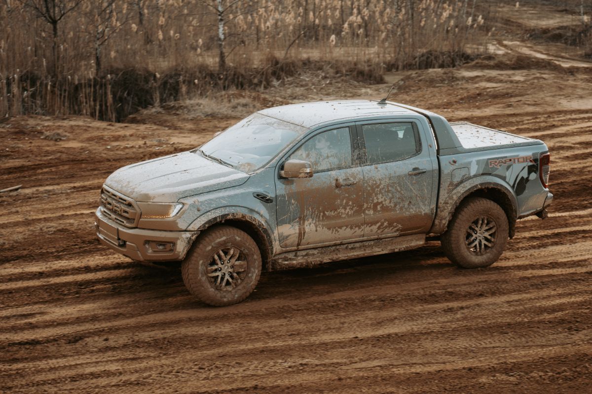Testy Forda Ranger Raptor w terenie - profil