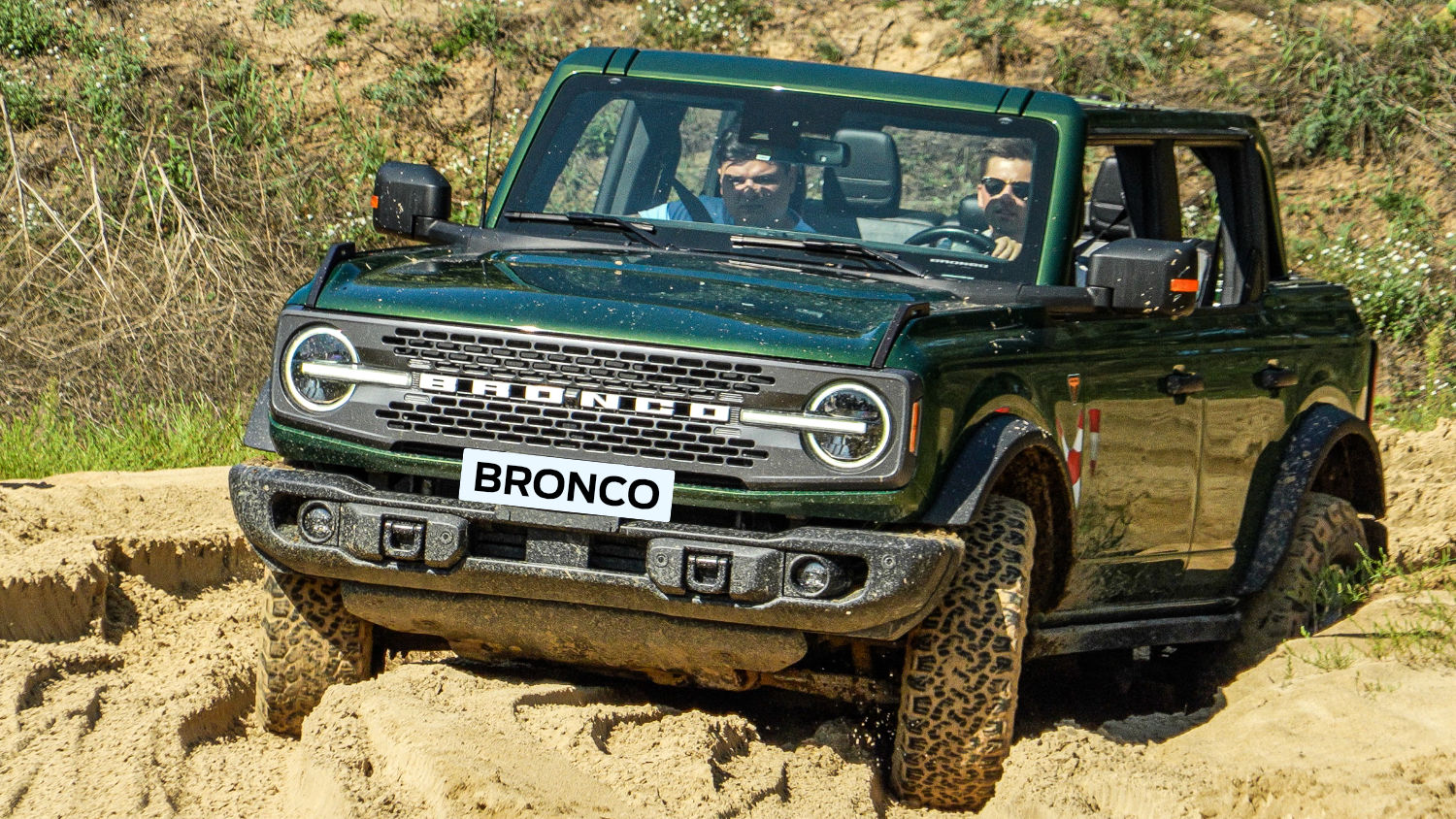 Zielony Ford Bronco