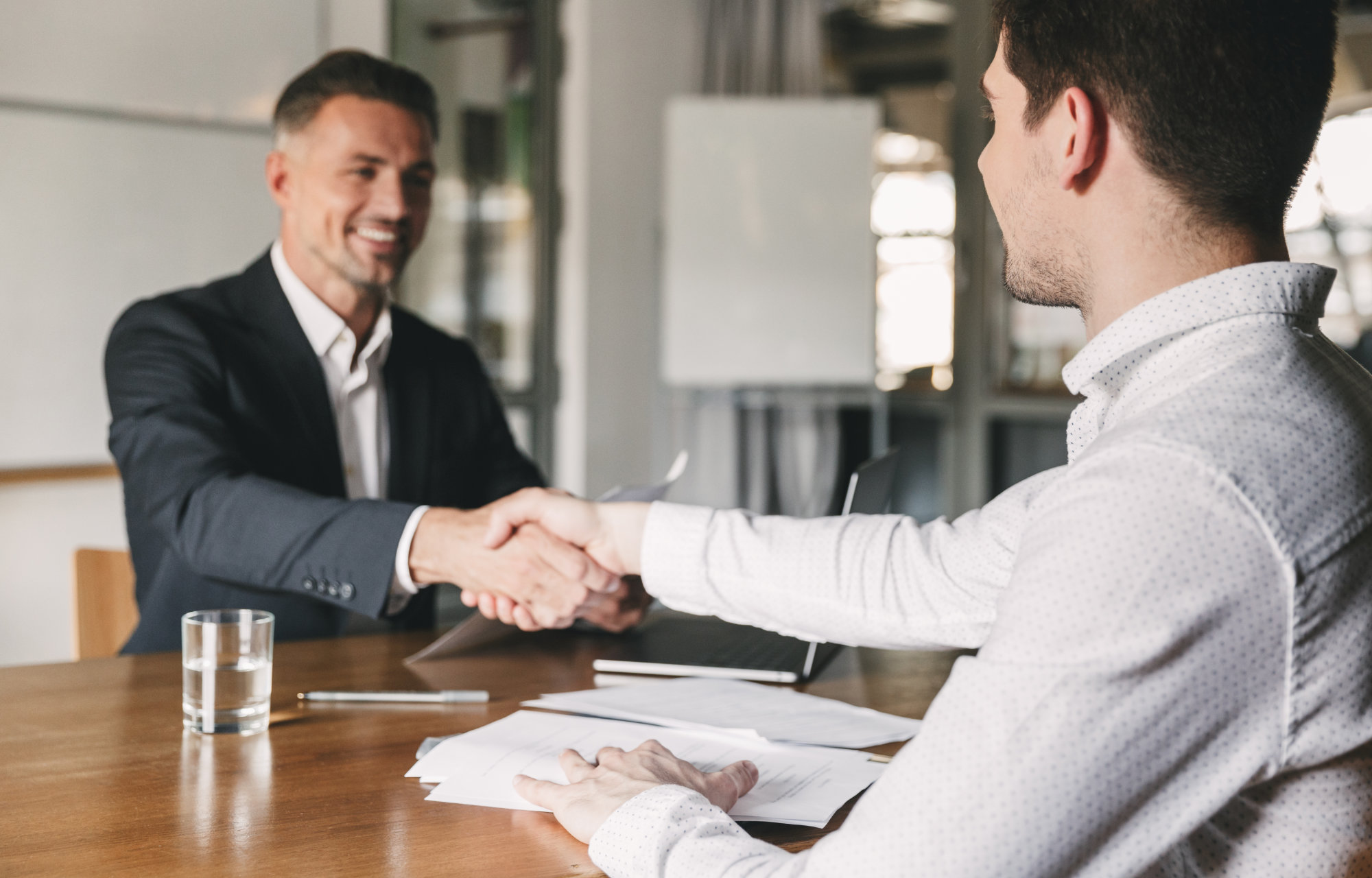 Lediga tjänster Lediga tjänster