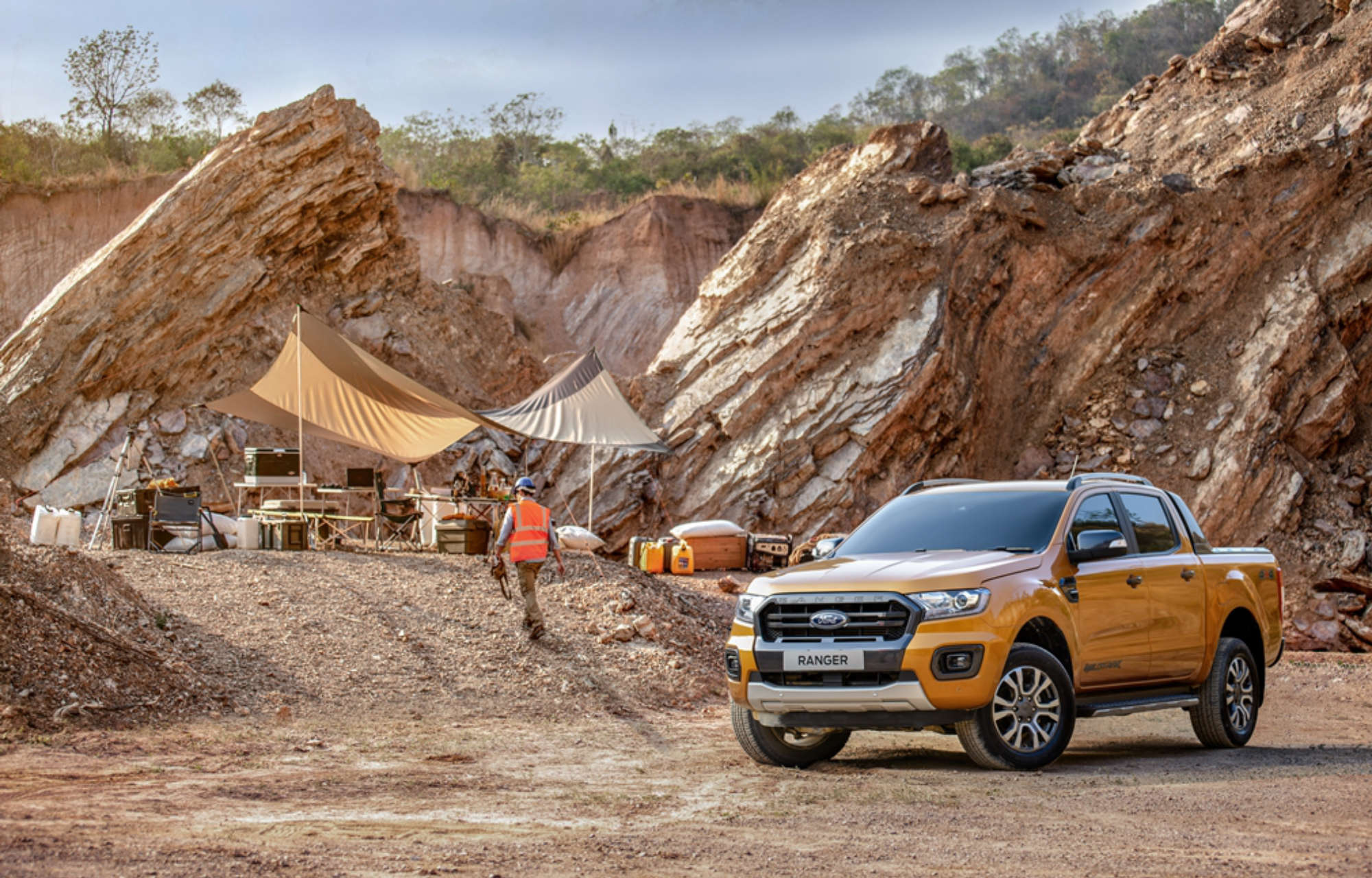 Ford Ranger Work Play ฟอร์ด เรนเจอร์ กระบะพันธุ์แกร่งคู่ใจ
