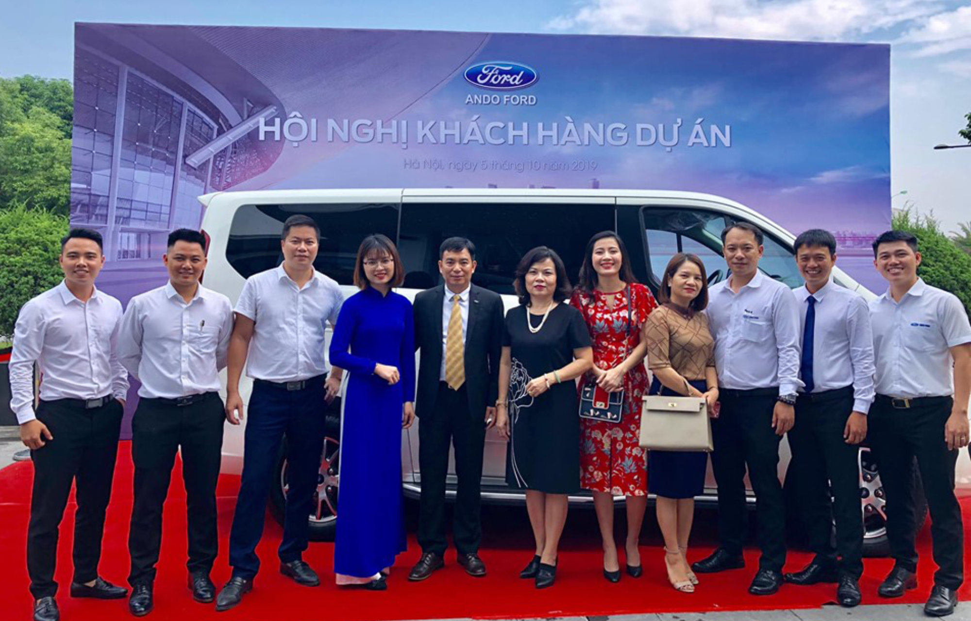 hoi-nghi-khach-hang-du-an-an-do-ford