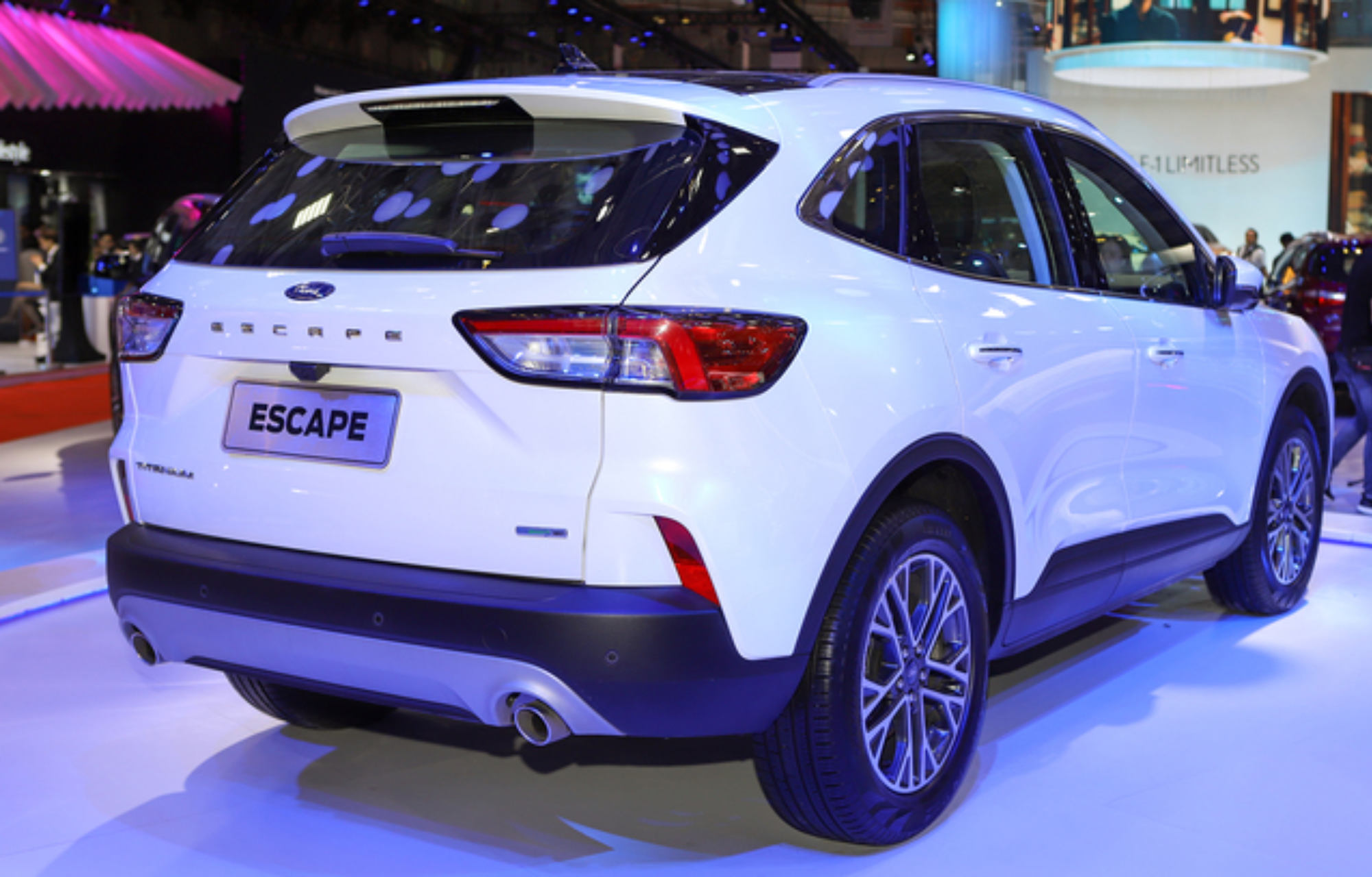 FORD-ESCAPE